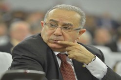 كيري يستعرف بالجزائر