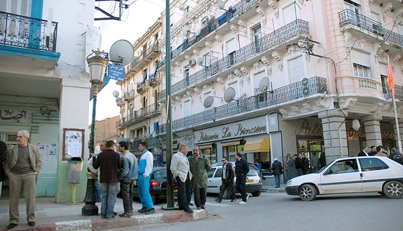 التجار يقاطعون الإضراب المزعوم ويرفضون الفتنة