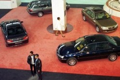 100 بالمائة نسبة رفع الرسوم على السيارات الجديدة