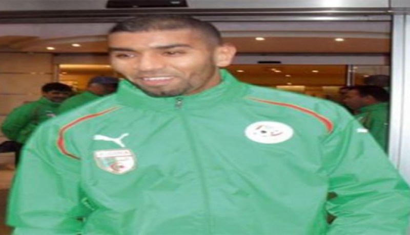 “اللعب أساسيا في المنتخب هدف أي لاعب.. لكن يجب وضع مصلحة الجزائر فوق كل اعتبار”
