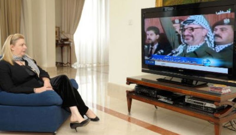 سهى عرفات تنفي  ما ورد عن رفضها مشاركة الخبراء الروس في تحليل رفات عرفات