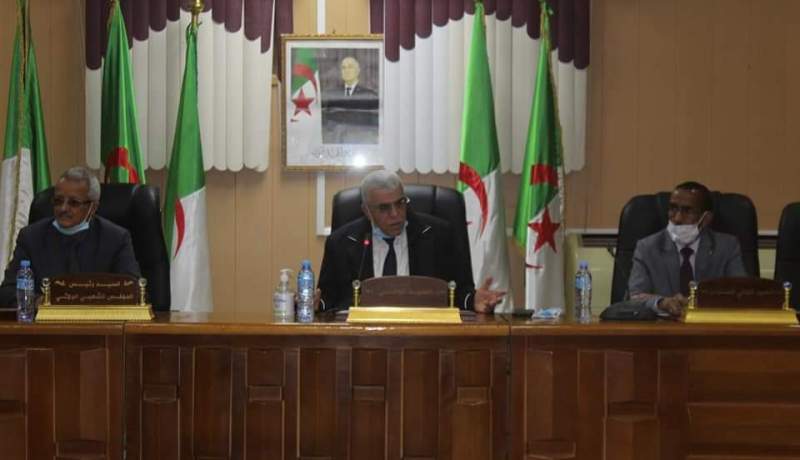 والي بشار يأمر بتدعيم الحواجز الأمنية عبر مداخل الولاية وقياس الحرارة للوافدين