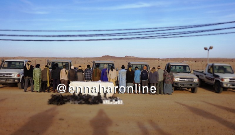 الجيش يوقف 12 مهربا ببرج باجي مختار وعين قزام