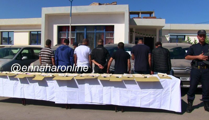 بارون مخدرات يتورط في تزوير وثائق سيارة محل بحث باسم ابنته