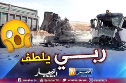 بالصور..قتيل وجريح في حادث دخول شاحنة مقطورة بشاحنتين في سطيف