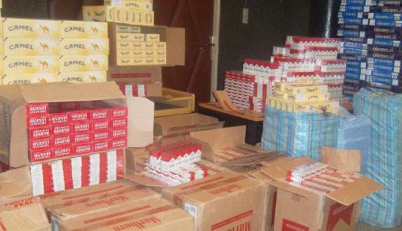 تفكيك محل سري للمتاجرة بالسجائر وحجز أكثر من 5600 علبة بوهران