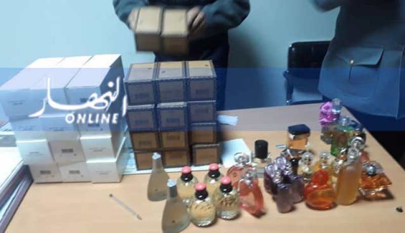 حجز أزيد من 80 قارورة عطر بمطار رابح بيطاط في عنابة