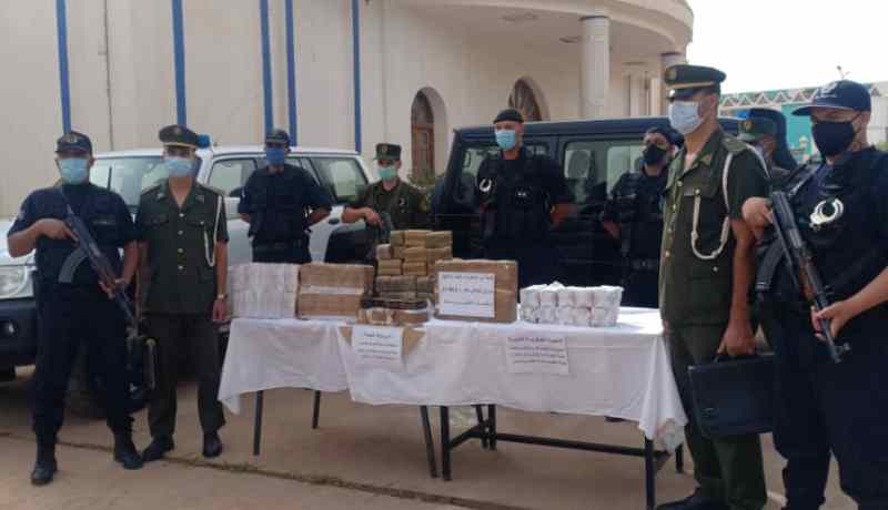 في عملية مشتركة بين الشرطة والدرك إحباط عملية إدخال 98.5 كلغ من الكيف المعالج بالنعامة