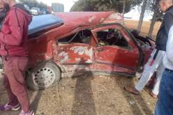 وفاة أم وطفلها وجرح 3 آخرين أثر اصطدام سيارتين بتيارت (صور)