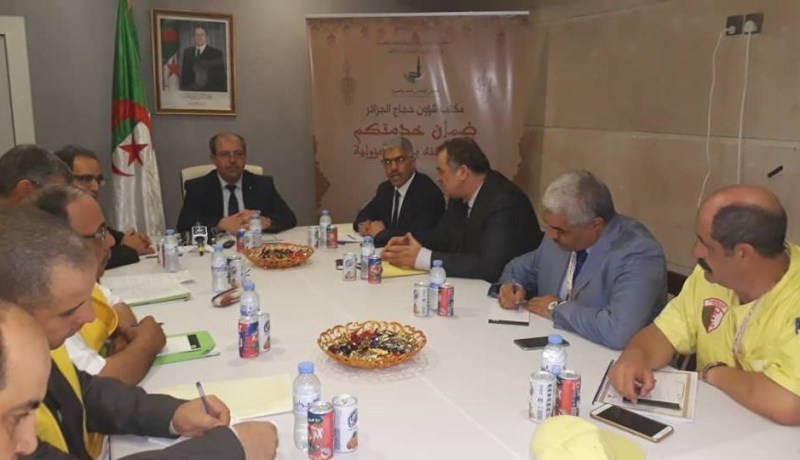 بالصور .. محمد عيسى يقف على ظروف إقامة حجاجنا بمكة المكرمة