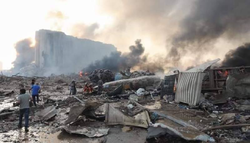محافظ بيروت: الانفجار طال نصف المدينة وشرد نحو 300 ألف شخص!