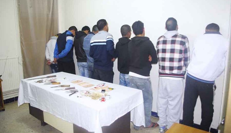 غاضبون يحرقون 3 منازل ويتهمون أصحابها بالنصب عليهم في تلمسان