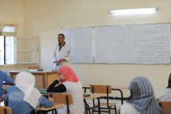 موظفو المصالح الاقتصادية لا منحة مدرسية ولا كتبا ولا هم يحزنون