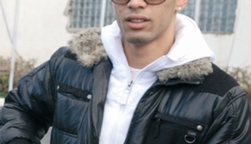 شاوشي ينافس بيكام