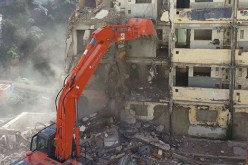 البدء في عملية تهديم 04 عمارات بحي ديار الشمس