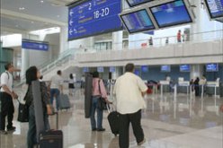 نقابة الطيارين تهدد بإضراب وطني وباستقالة جماعية