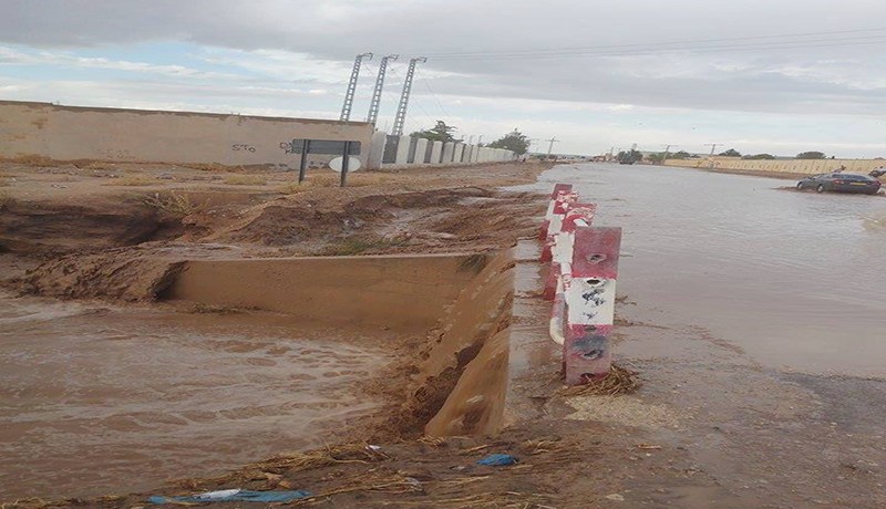 أمطار الصيف تقتل شخصين و تشرّد عائلات وتعزل قرى بأكملها
