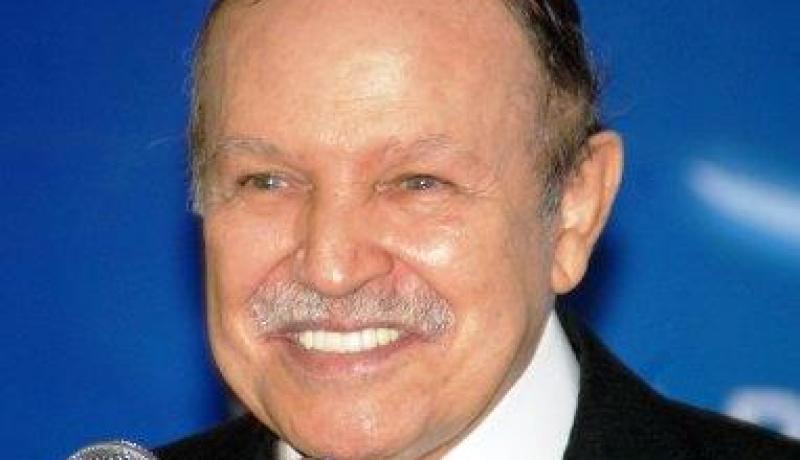 بوتفليقة الجزائر جمهورية وليست مملكة