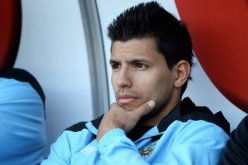 اغويرو يدعم مارادونا قبل مباراة الوصل والخور في البطولة الخليجية