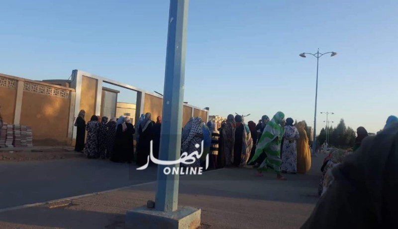 بشار: خروج طلبة الجامعة إحتجاجا على وجود لحم قديم كان يراد طبخه للإفطار     