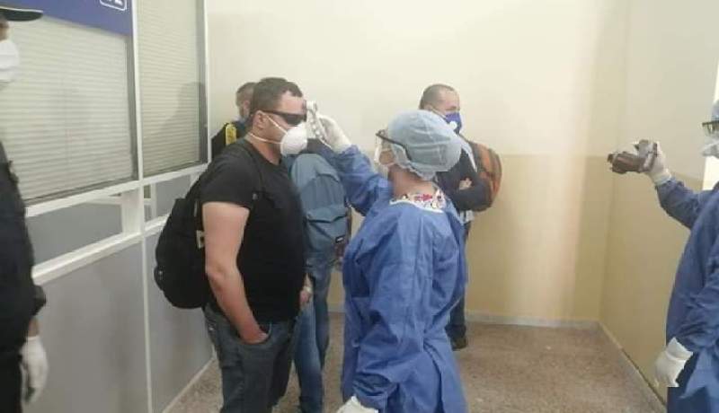 إجلاء الجزائريين العالقين في تشاد ووضعهم في الحجر الصحي بفندق تادرارت بجانت