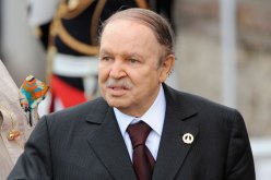 الرئيس بوتفليقة يؤكد على دور الصحافة في انجاح الانتخابات الرئاسية القادمة