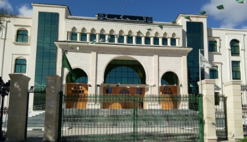 تلمسان : الحبس المؤقت لمحافظ عقاري وعضو بالمجلس الشعبي وموظف ببلدية مرسى بن مهيدي وشخص آخر