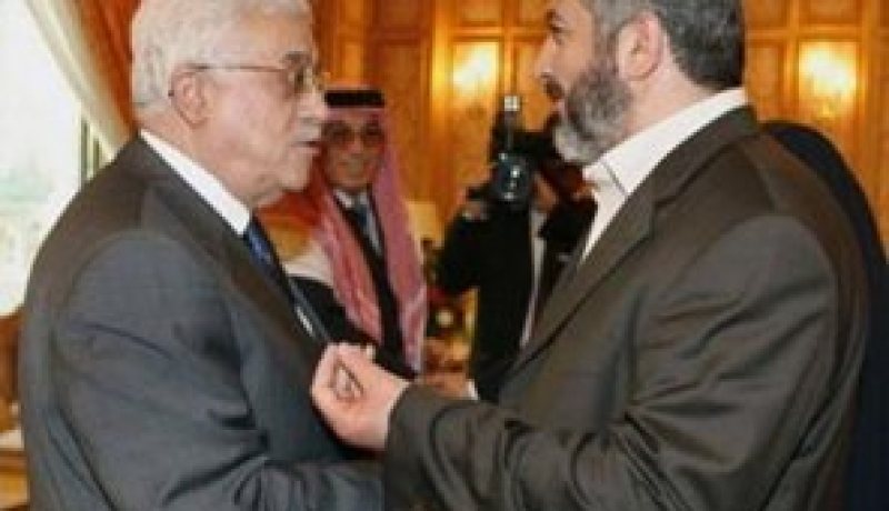 وفدان من فتح وحماس يلتقيان في القاهرة