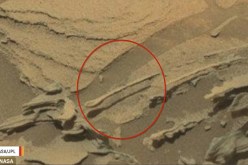 بالفيديو والصور.. العثور على ملعقة عملاقة على سطح المريخ