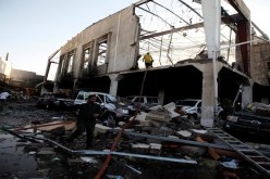 تعرف على السبب الحقيقي وراء استهداف القاعة الكبرى بصنعاء في اليمن