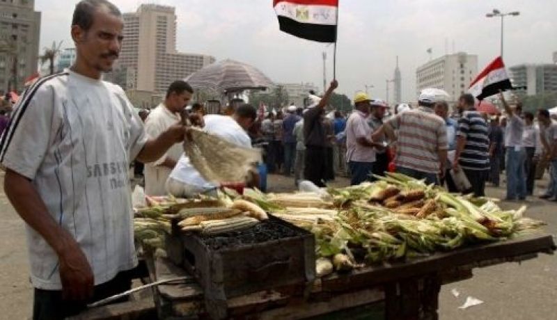 مواصلة الاعتصام في ميدان التحرير وموسى يدعو الرئيس القادم الى تشكيل حكومة طوارئ
