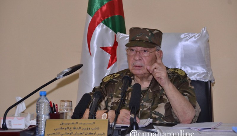 قايد صالح يشرف على يوم دراسي حول الاتصال العملياتي بالجيش