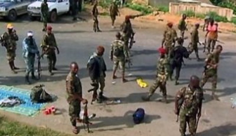 مسلحون يهاجمون ثكنة للدرك في ابيدجان