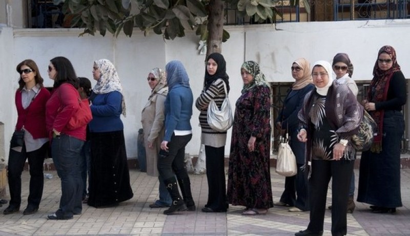 الصحف المصرية ترحب بالمشاركة الكثيفة في الاستفتاء على التعديلات الدستورية