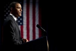 اوباما واثق من ان القذافي سيتنحى ولا يستبعد تسليح المعارضة الليبية