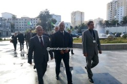 بدوي:”الجزائريون إستخرجوا 21 مليون بطاقة بيومترية”