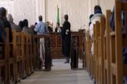 4 سنوات حبسا لسكير شوّه وجه جاره بكيس نفايات به قطعة زجاج