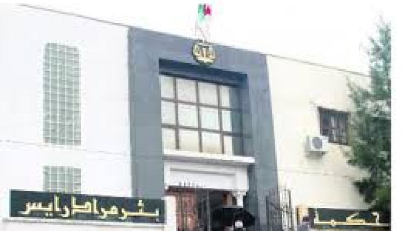 موظف بـ«اكسترانات للنظافة» يسطو على «الفيلات» في حيدرة