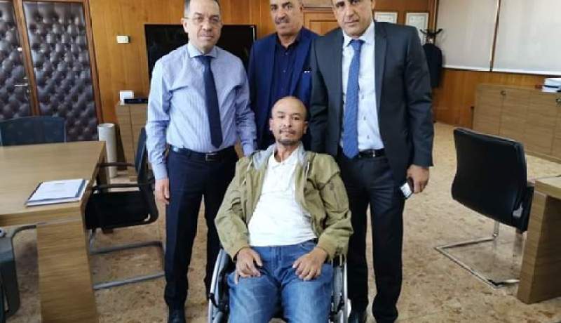 الوزير “زمالي” يتكفل باللاعب السابق لإتحاد بلعباس “لكحل قدور”