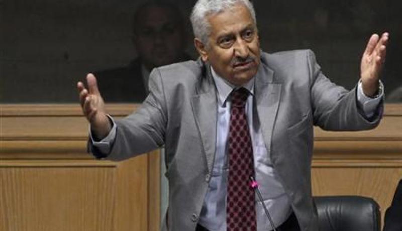 قرار رفع الدعم عن المشتقات النفطية لا بديل منه