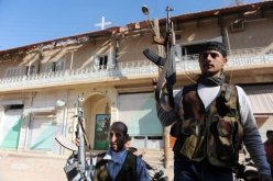 مقاتلون معارضون يستولون على قاعدة عسكرية شرق سوريا