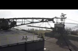 بالفيديو طائرة من دون طيار تلتقط شريط فيديو مدهشا لمدينة من الفولاذ