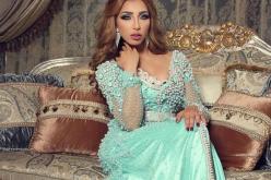 بالصّور دنيا بطمة  تبدأ سنة 2017  في مكّة وترتدي الحجاب شاهدوا كيف تغيّرت