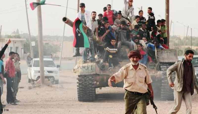 قتيل وخمسة جرحى في اشتباكات في بنغازي بين أنصار ومناهضي الفدرالية