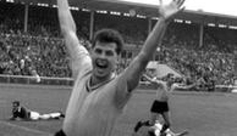 وفاة مسجل اول هدف في تاريخ الدوري الألماني