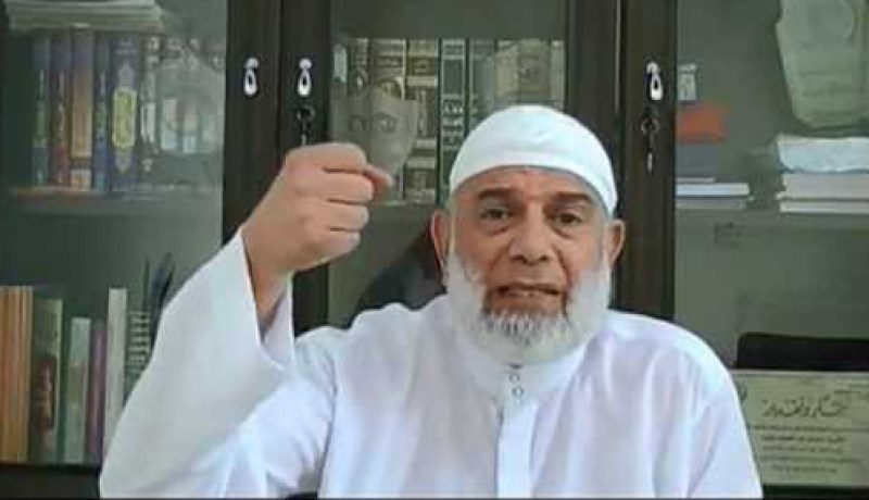 الحكم بإحالة أوراق الداعية المصري وجدي غنيم إلى المفتي للإعدام