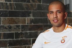 بالفيديو.. فيغولي: “الكرة أنقذتني من الانحراف وبكيت بحرقة أمام الألمان”