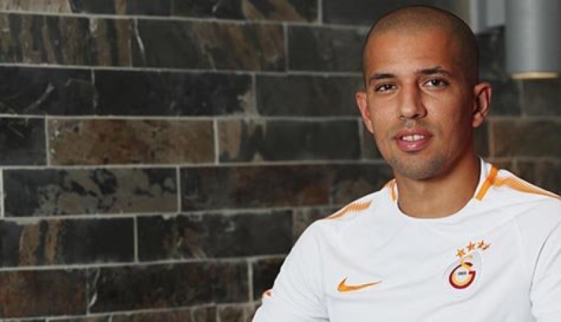 بالفيديو.. فيغولي: “الكرة أنقذتني من الانحراف وبكيت بحرقة أمام الألمان”