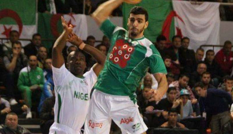 رحيم: “لن أعود للمنتخب مجددا بسبب الفوضى التي يعيشها”