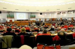 لجنة الإشراف تفصل في 90 اخطارا معظمها تتعلق بالنشر العشوائي للملصقات